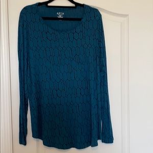 🌟Apt 9 Essentials Women’s Top